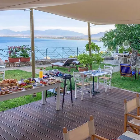 Casa Dame - Old Town Authentic Traditional Apartment Agropoli